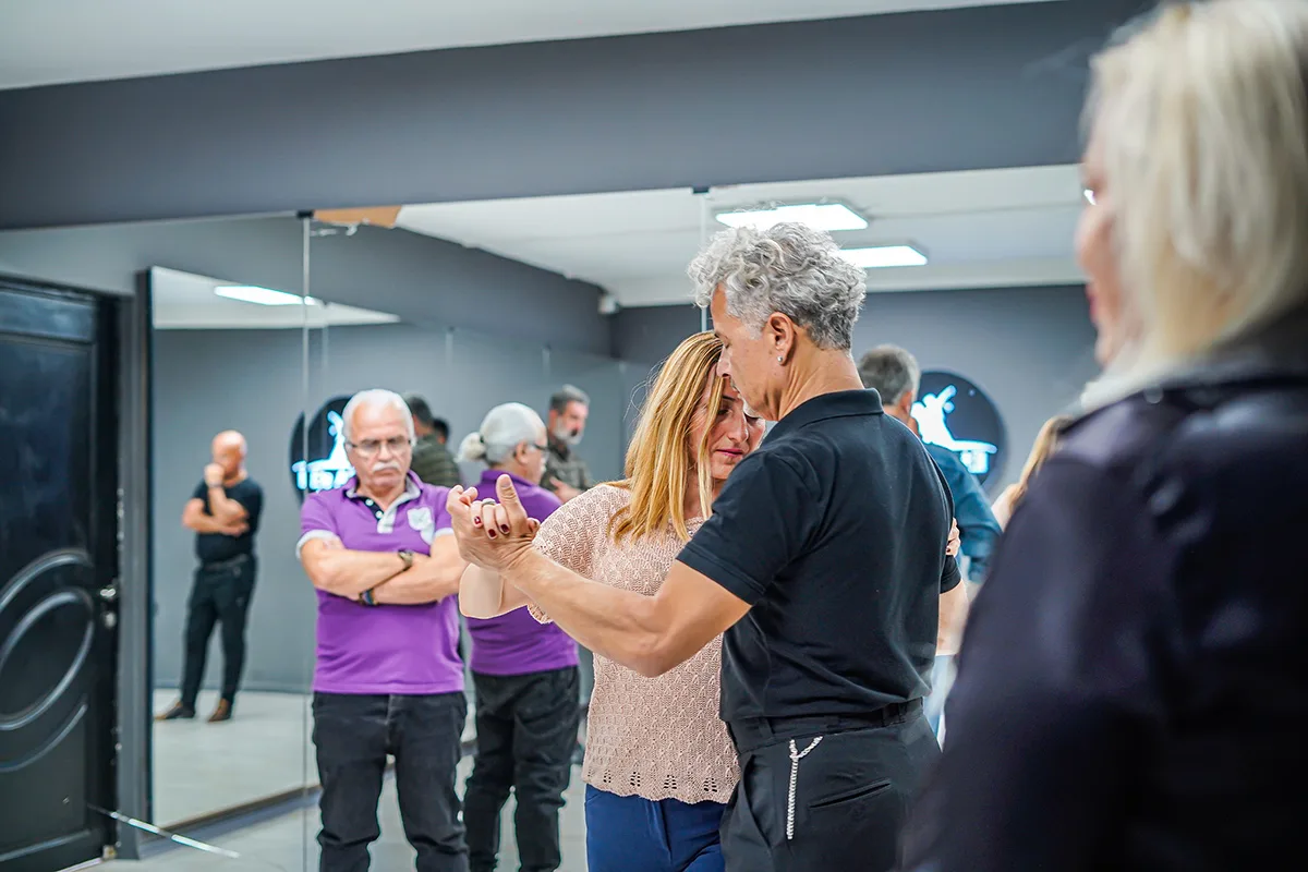 Efe Akıncı Dans Akademisi